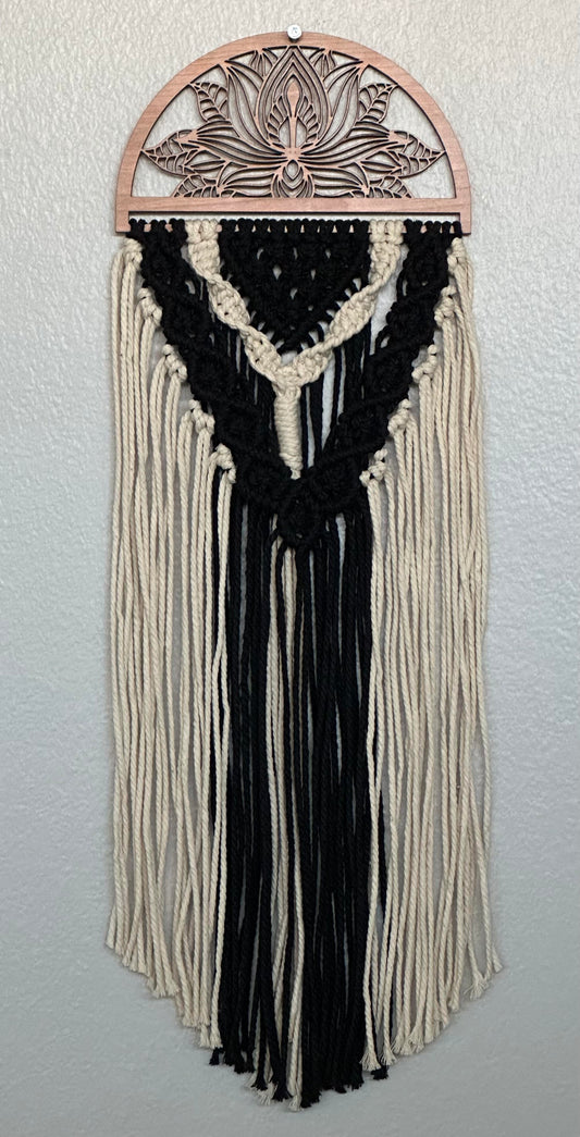 Black & Natural Macramé